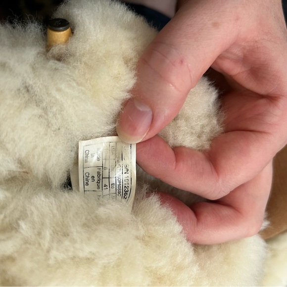 Women’s UGG boots size 10 - Picture 4 of 4